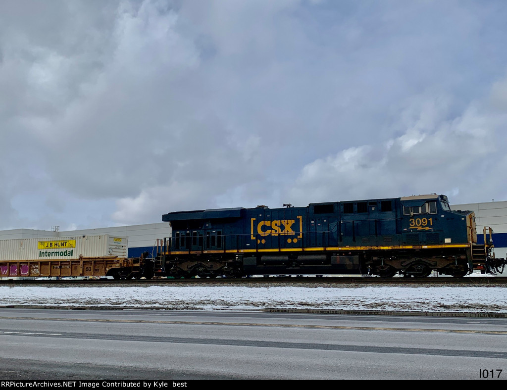 CSX 3091 on I017